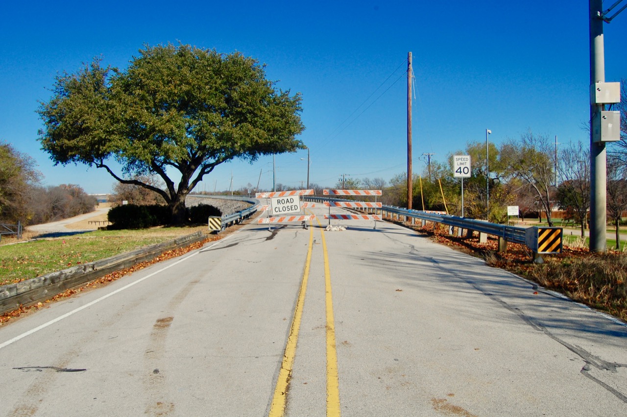 Grapevine Lake dam entrance